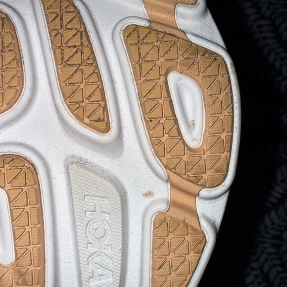 Hoka Bondi 8 White/Cantalope Running Shoes size 7.5b - Picture 9 of 10